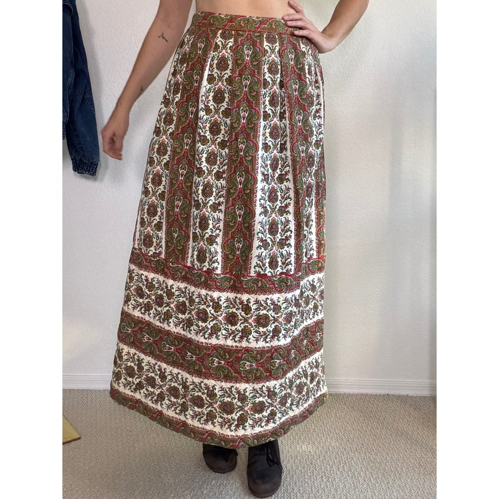 Vintage 70s Quilted Cotton Paisley Floral Maxi Skirt, Medium Red Made in France